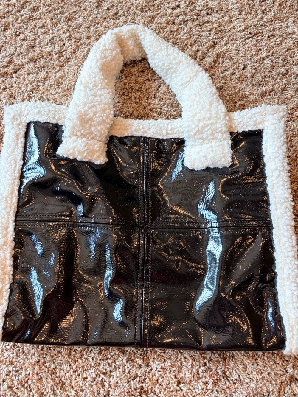 Source Unknown Black Patent Tote with White Sherpa Trim